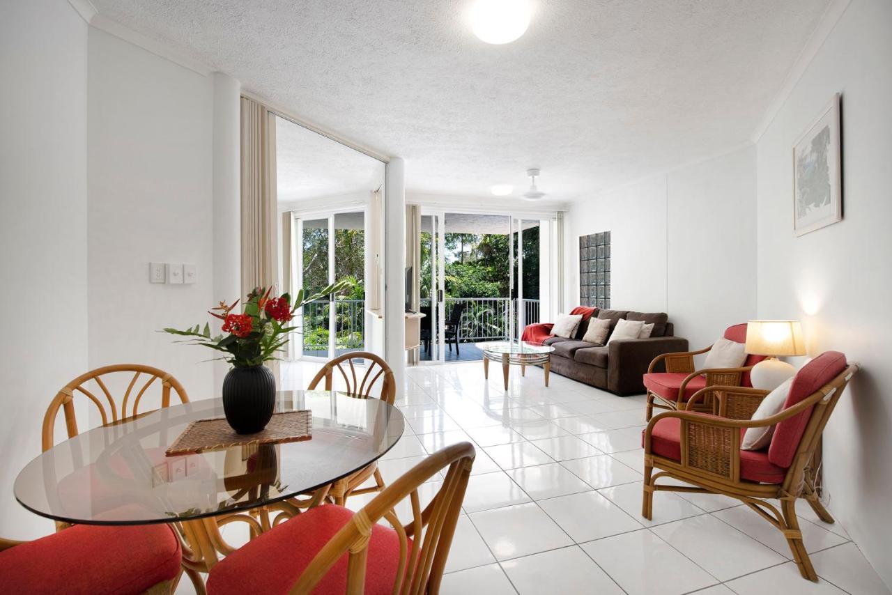 Golden Sands Beachfront Resort Yorkeys Knob Extérieur photo